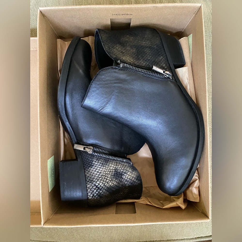 Lucky Brand Booties